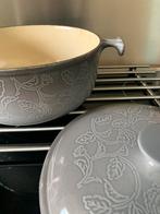 Cocotte vintage casserole Le Creuset fonte modele mama, Ophalen of Verzenden, Zo goed als nieuw, Gietijzer