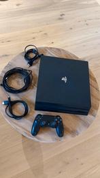 Ps4 Pro - controller - HDMI,Stroomkabel en laadkabel +7games, Games en Spelcomputers, Met games, Ophalen of Verzenden, Zo goed als nieuw