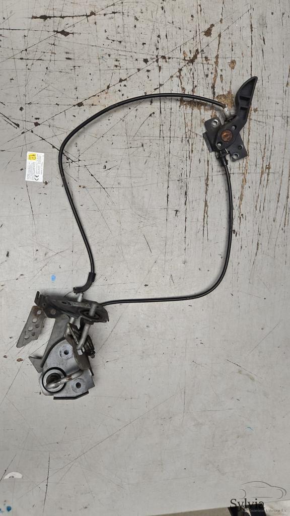 Slot motorkap passief links en rechts BMW 5 / 6 / 7 serie F0, Auto-onderdelen, Carrosserie, Gebruikt, Ophalen of Verzenden