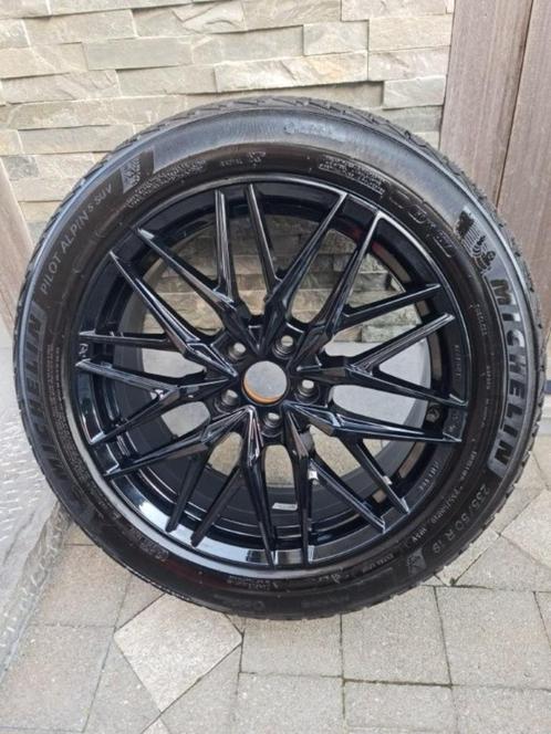 Wintervelgen/banden Hyndai Tucson N-Line, Auto-onderdelen, Banden en Velgen, Banden en Velgen, Winterbanden, 19 inch, 235 mm, Personenwagen