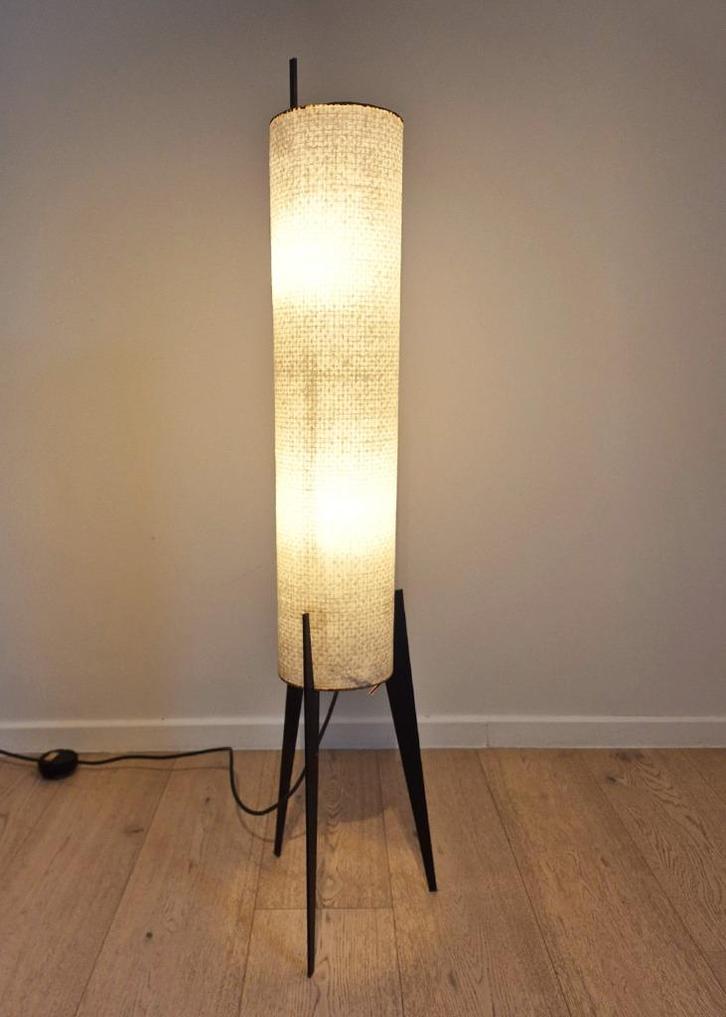 Vintage Raket Vloerlamp, Huis en Inrichting, Lampen | Vloerlampen, Gebruikt, 100 tot 150 cm, Kunststof, Metaal, Ophalen