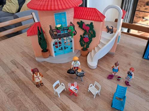 Playmobil 9420 Vakantievilla, Kinderen en Baby's, Speelgoed | Playmobil, Zo goed als nieuw, Complete set, Ophalen of Verzenden