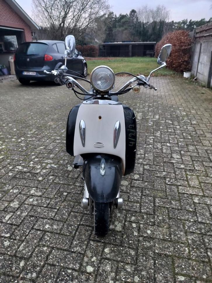Znen scooter 50cc b-klasse, Fietsen en Brommers, Snorfietsen en Snorscooters, Ophalen
