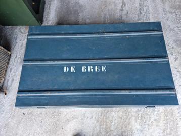 Rijkswacht koffer beschikbaar voor biedingen