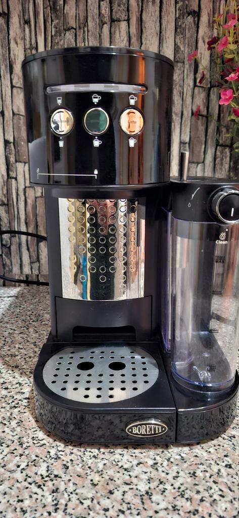 BORETTI Espressomachine Zwart, Elektronische apparatuur, Koffiezetapparaten, Gebruikt, Ophalen