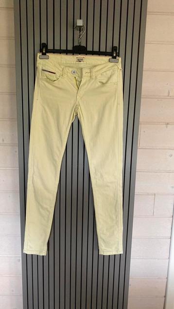 Mooie lichtgele broek Tommy Hilfiger 26/32 beschikbaar voor biedingen