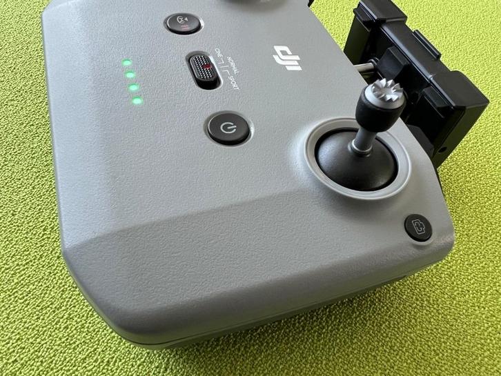 Drone controller in het nieuwe staat met toebehoren, Audio, Tv en Foto, Drones, Zo goed als nieuw, Ophalen