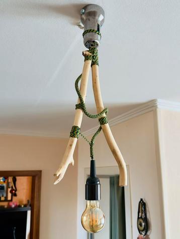 Lampe faite main par un artiste beschikbaar voor biedingen