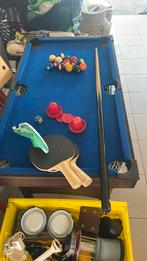 Voor kinderen.   Pool  pingpong en nog iets     Drie spellen, Sport en Fitness, Ophalen, Zo goed als nieuw