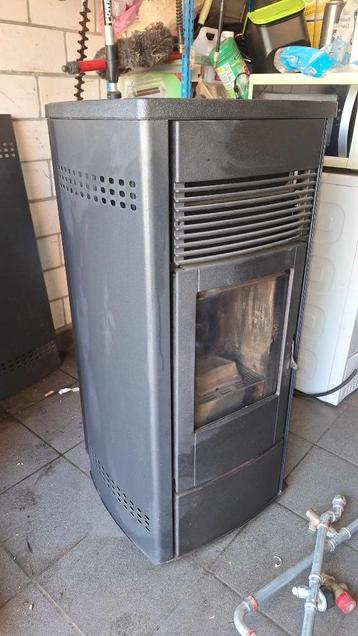 pelletkachel MCZ hydro  11.6 kw, Huis en Inrichting, Ophalen of Verzenden, Gebruikt, Overige brandstoffen, Pelletkachel