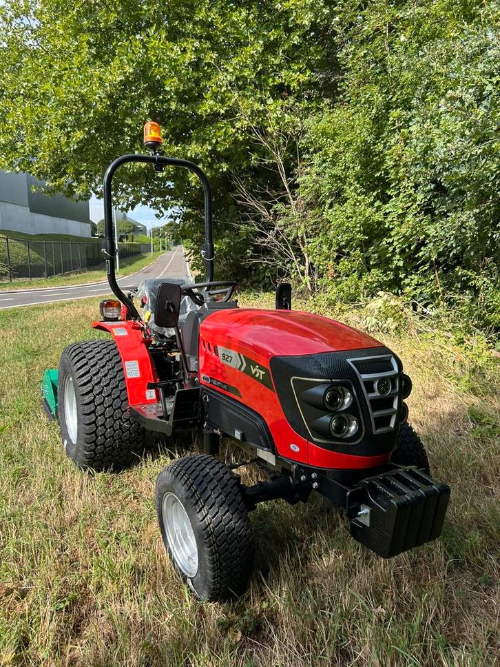 TE HUUR Minitractor met chauffeur!, Tuin en Terras, Grasmaaiers, Zo goed als nieuw, Ophalen of Verzenden