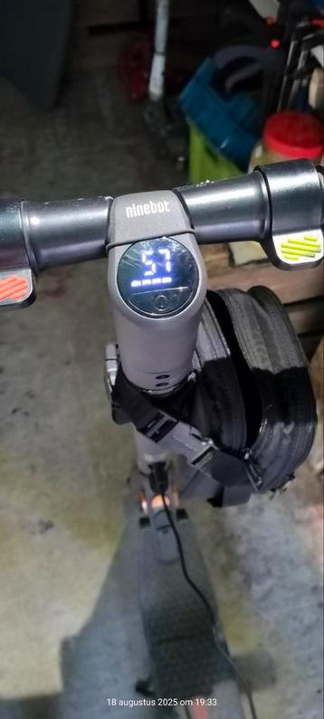 Ninebot step met nieuwe lader  beschikbaar voor biedingen