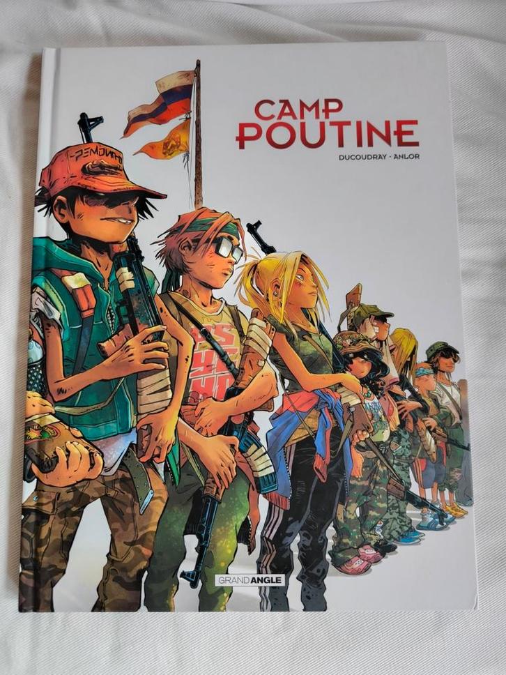 Comics Camp Poutine gelimiteerde editie en boekenplaten op b, Boeken, Stripverhalen, Zo goed als nieuw, Ophalen of Verzenden
