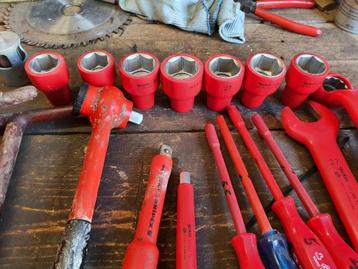 Ensemble d'outils isolés électriquement Knipex et Yuxin 2, Enlèvement ou Envoi, Comme neuf