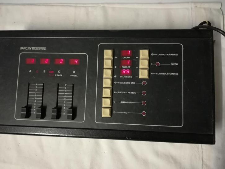 PANCAN Touchstone + 1x Moving Head, Muziek en Instrumenten, Licht en Laser, Gebruikt, Licht, Kleur, Ophalen of Verzenden