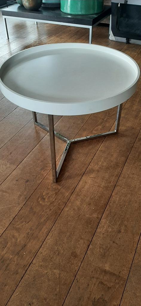 Bijzettafeltje met afneembaar dienblad, Huis en Inrichting, Tafels | Bijzettafels, Gebruikt, Rond, Minder dan 45 cm, Ophalen