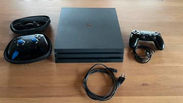 Playstation 4 PRO, 1TB SSD 2 controllers beschikbaar voor biedingen