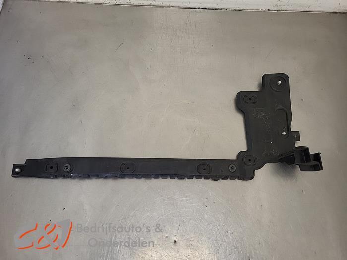 Bumpersteun links-achter van een Ford Transit, Auto-onderdelen, Carrosserie, Ford, Gebruikt, 3 maanden garantie, Ophalen of Verzenden