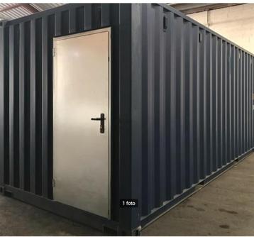 container deur beschikbaar voor biedingen