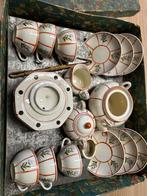 Oud theeservies + 100 jaar oud, Antiek en Kunst, Antiek | Servies compleet, Ophalen