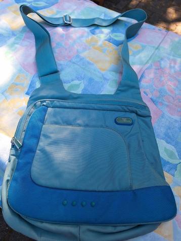 Crossover handtas van Tumi beschikbaar voor biedingen