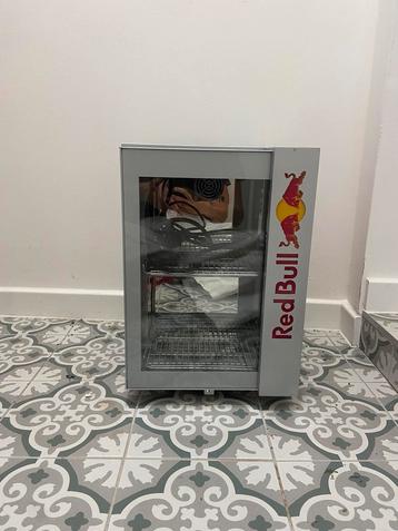 Redbull mini frigo, Enlèvement