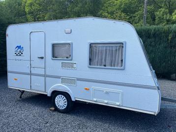 Magtige Mooie caravan met stappelbedjes beschikbaar voor biedingen