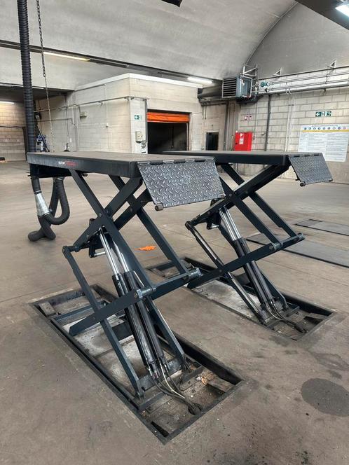 Professionele Auto schaarlif 3 ton laatste stuk!, Auto diversen, Autogereedschap, Zo goed als nieuw, Ophalen