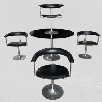 Tulip tafel en draaistoelen beschikbaar voor biedingen