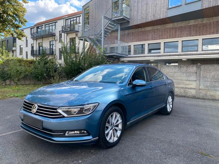 VW Passat 2.0 CR TDi Highline DSG (Bluemotion Technology), Auto's, Volkswagen, Particulier, Passat, ABS, Achteruitrijcamera, Adaptieve lichten