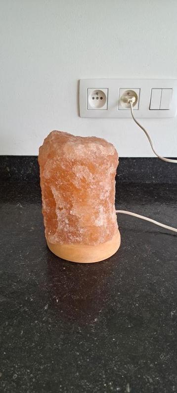 Himalaya zout nachtlampje  beschikbaar voor biedingen