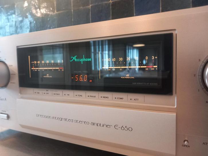 Accuphase E 650, TV, Hi-fi & Vidéo, Amplificateurs & Ampli-syntoniseurs, Comme neuf, Stéréo, Moins de 60 watts, Autres marques