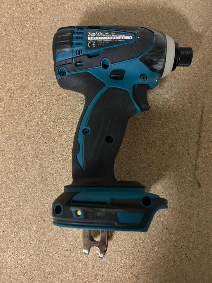 Makita slagschroevendraaier, Doe-het-zelf en Bouw, Gereedschap | Boormachines, Zo goed als nieuw, Boor- en Schroefmachine, Klopboormechanisme