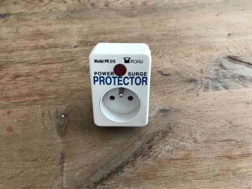 Power surge protector beschikbaar voor biedingen