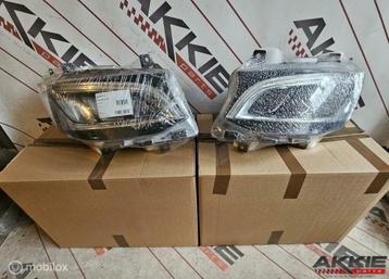 Mercedes sprinter W910 Koplampen set Led A9109065100 disponible aux enchères