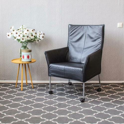 8 Zeer exclusieve Montis Charly fauteuils zwart leer wiel, Huis en Inrichting, Zetels | Voetbanken en poefs