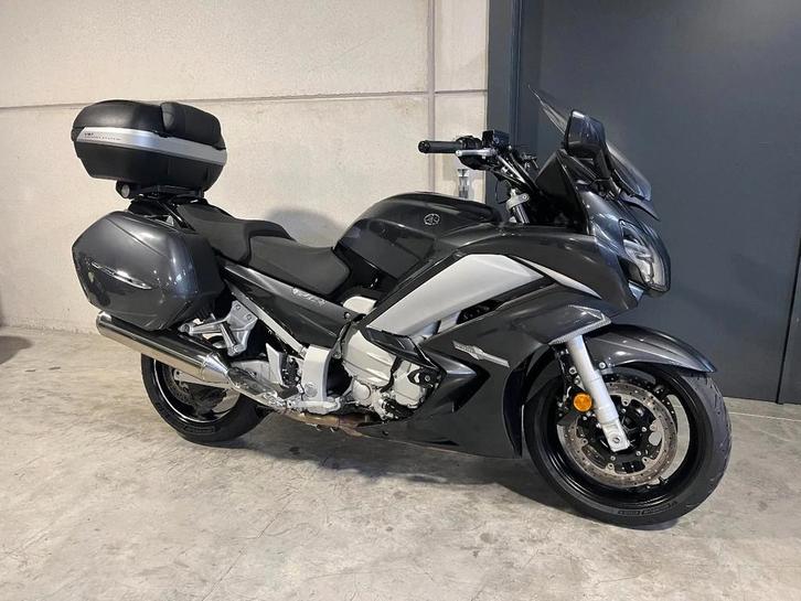 Yamaha FJR1300 leuke toermoto met topcase (bj 2021), Motoren, Motoren | Yamaha, Bedrijf, Toermotor, meer dan 35 kW