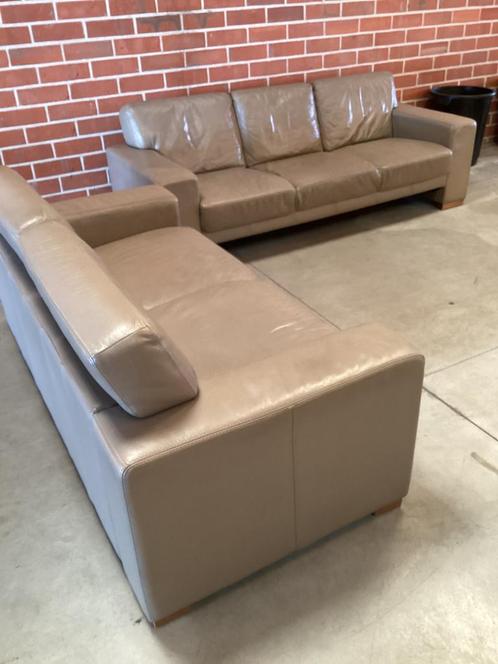 Echt  lederen salon ( kleur taupe ), Huis en Inrichting, Zetels | Zetels en Chaises Longues, Zo goed als nieuw, Ophalen