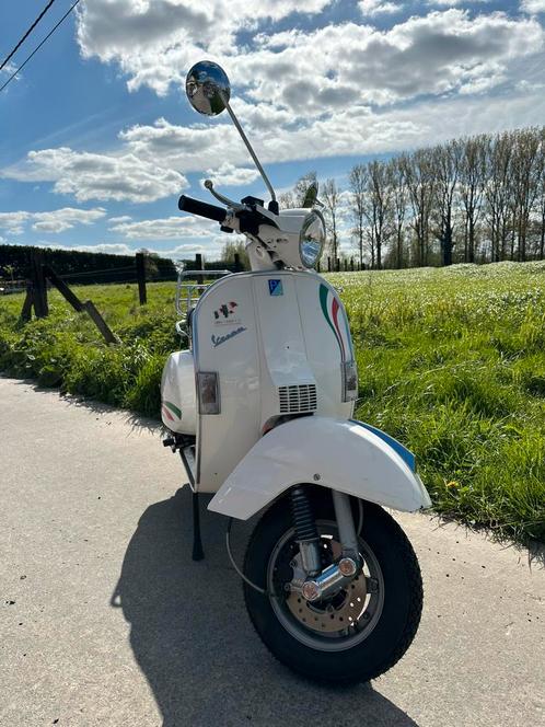 Vespa PX 125 Limited edition 150 Anniversary Unita d’Italia, Fietsen en Brommers, Scooters | Vespa, Zo goed als nieuw, Ophalen
