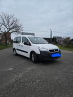 Peugeot partner Tepee 1.6HDI Euro 6b 2016, Auto's, Voorwielaandrijving, Euro 6, 4 cilinders, 1600 cc