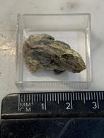 Minerai uranifère francais St Justin Gers collector 5,6g, Minéral, Enlèvement ou Envoi