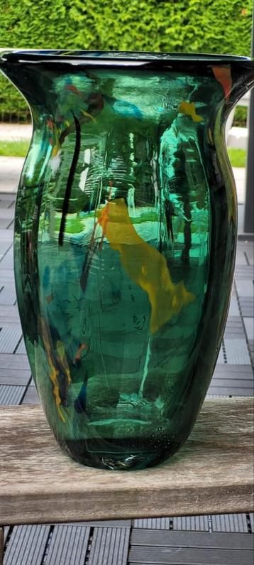 Vase en cristal soufflé – Studio Cristal – VSL 1980-1990 beschikbaar voor biedingen