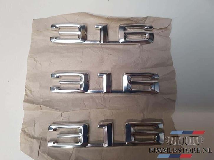 BMW E21 '316' embleem logo kofferklep 51141869970 5114183548, Auto-onderdelen, Carrosserie, BMW, Nieuw, Ophalen of Verzenden