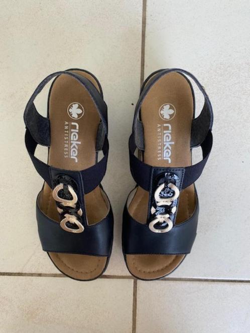 sandalen van RIEKER maat 39, Kleding | Dames, Schoenen, Zo goed als nieuw, Sandalen of Muiltjes, Zwart, Ophalen of Verzenden