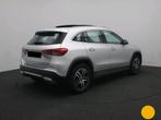 Mercedes-Benz GLA 180 Business Solution + LEDER + PANORAMISC, Auto's, Elektrische stoelverstelling, Stof, Gebruikt, Euro 6