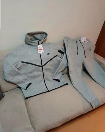 Nike tech fleece – Original Product  beschikbaar voor biedingen