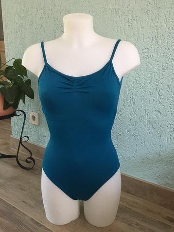 lot 33 turkoise balletpakjes NIEUW beschikbaar voor biedingen