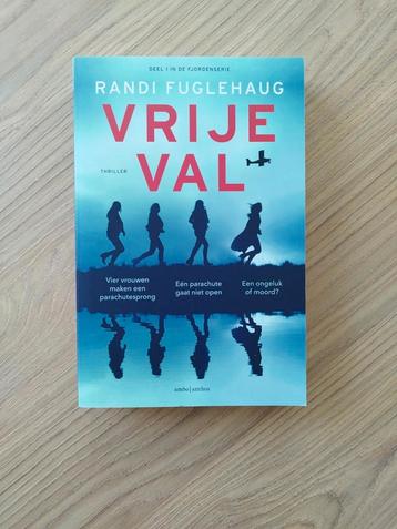 Boek te koop: Randi Fuglehaug - Vrije val beschikbaar voor biedingen