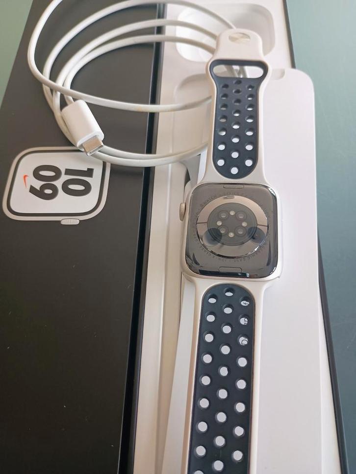Apple iWatch Nike S7 series 45 (gps), Handtassen en Accessoires, Smartwatches, Gebruikt, GPS, Ophalen