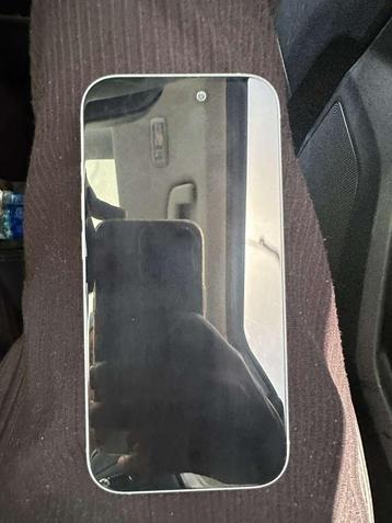 iPhone 15 beschikbaar voor biedingen